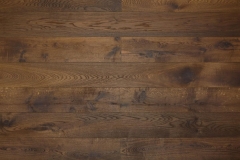 Planke 3 lag Välinge 2G Eg Classic - børstet, kraftigt røget & farveløs slutolieret pr. kvm.